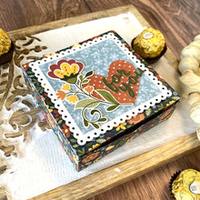 Load image into Gallery viewer, Dies: Dare 2B Artzy-Gift Bag & Box Die