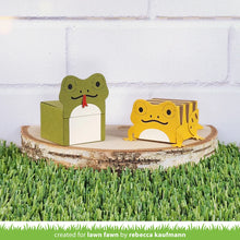 Load image into Gallery viewer, Dies: Lawn Fawn-Tiny Gift Box Lizard and Snake Add-On