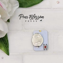 Load image into Gallery viewer, Light-Up Products: Pear Blossom Press-One Light-3 Pack