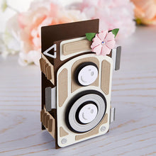 Load image into Gallery viewer, Dies: Spellbinders 3D VIGNETTE TWIN LENS CAMERA ETCHED DIES FROM 3D VIGNETTE COLLECTION BY BECCA FEEKEN