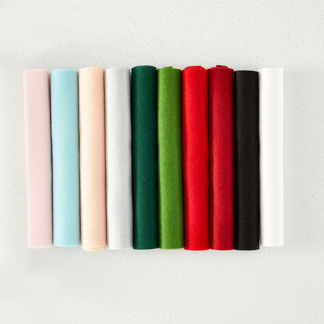 Fibers: Spellbinders MERINO WOOL FELT SHEETS - HOLIDAY COLLECTION